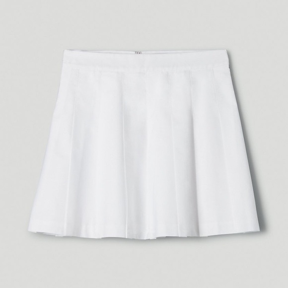 ARITZIA, Olive Skirt (TENNIS SKIRT) - Picture 1 of 1